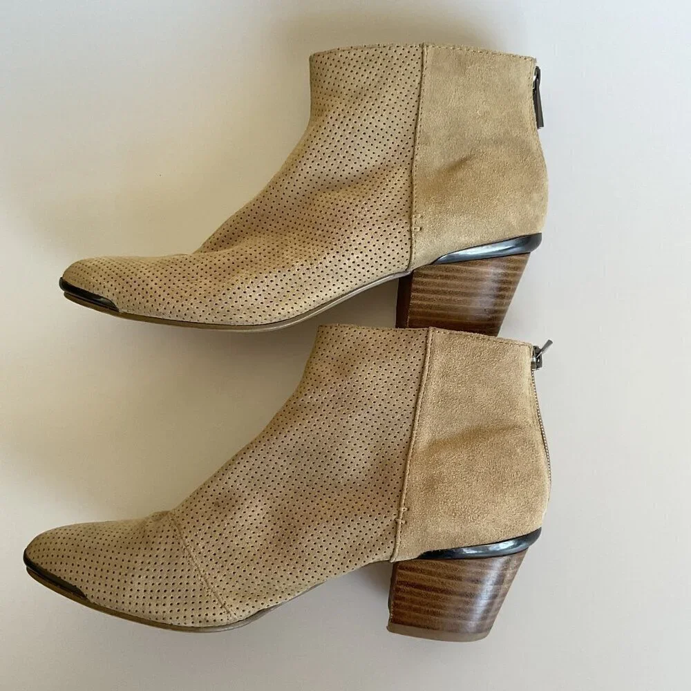 DOLCE VITA NAVI ANKLE BOOTIES GUC